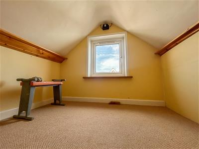 LOFT ROOM